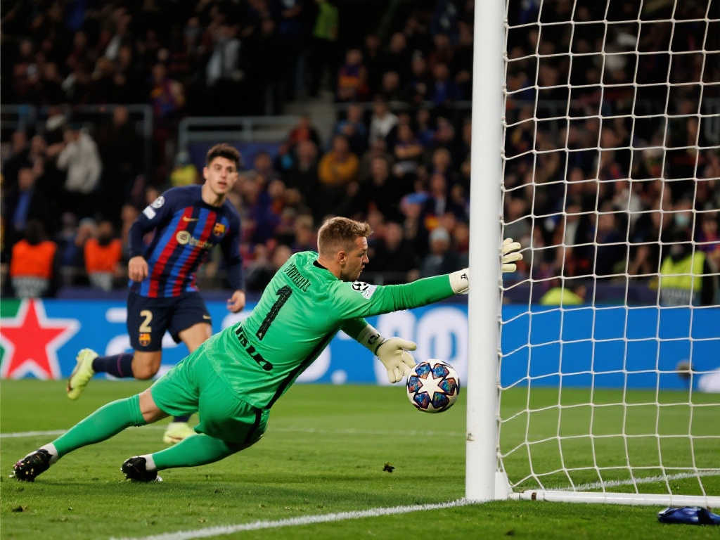 球迷们期待 球迷们期待